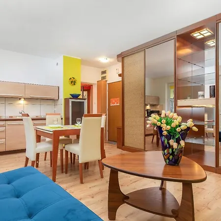 Rezydencja Spacerowa Apartamenty By Noclegi Renters Kolobrzeg Exterior photo