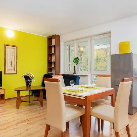 Rezydencja Spacerowa Apartamenty By Noclegi Renters Kolobrzeg Exterior photo